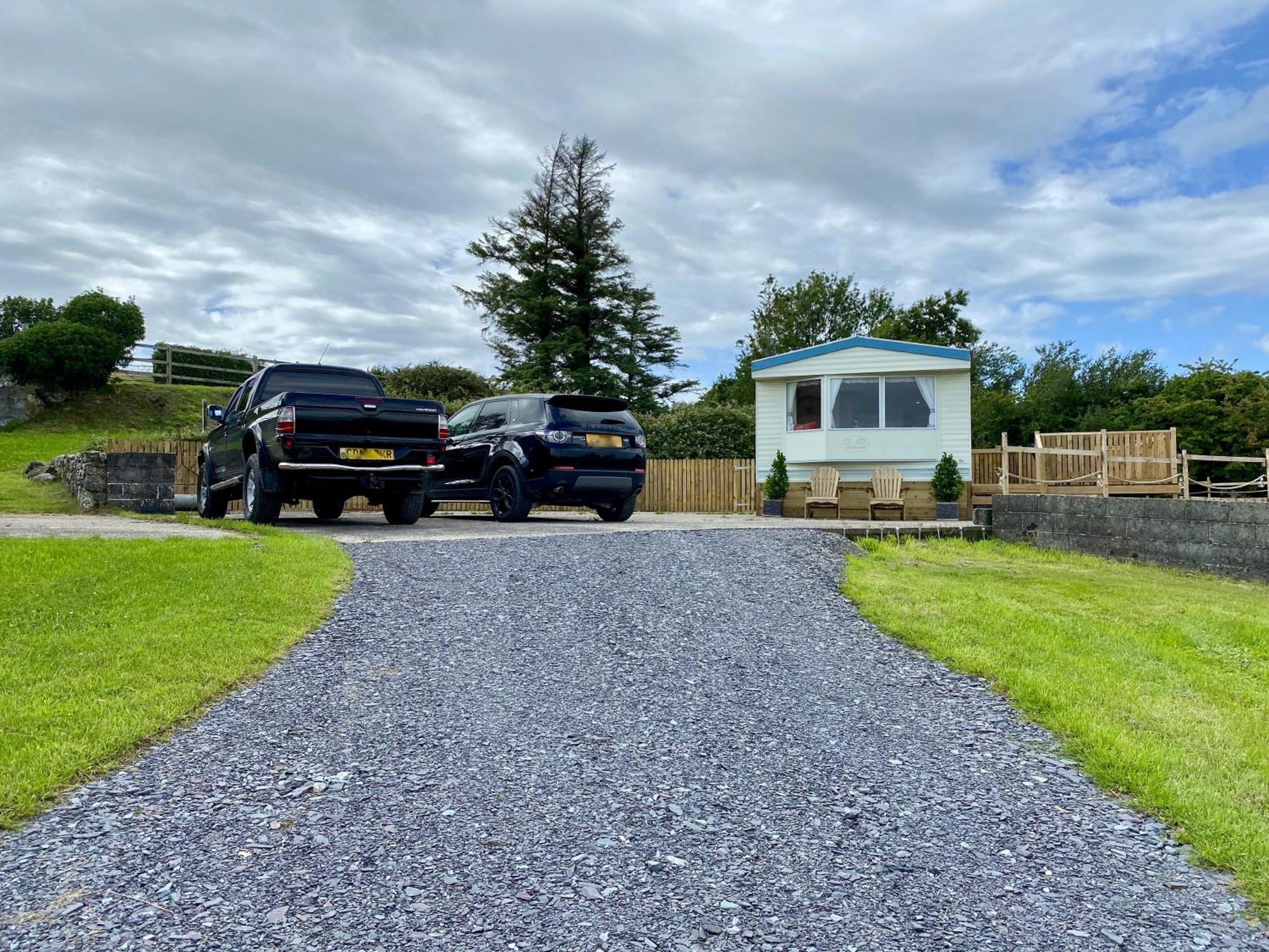 Snowdon Bay - North Wales - Stunning Llyn Peninsula Mountain & Ocean Views - Wilde Retreats Villa Pwllheli Exterior photo